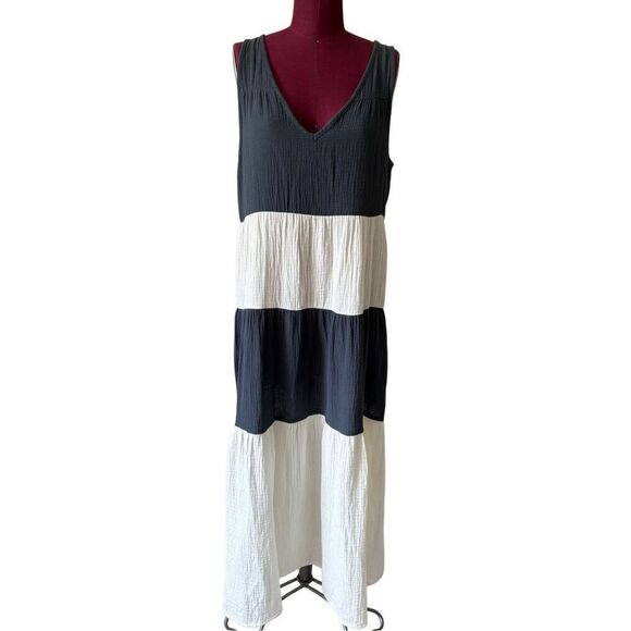 Marine Layer Corinne Maxi Dress Size M Colorblock White Gray Sleeveless - Picture 2 of 8